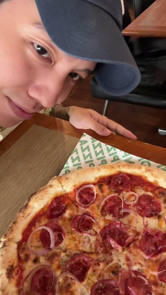TikTok video still, Pizza Mansion review