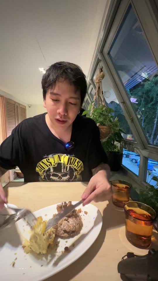 TikTok video still, Fufu Dessert review