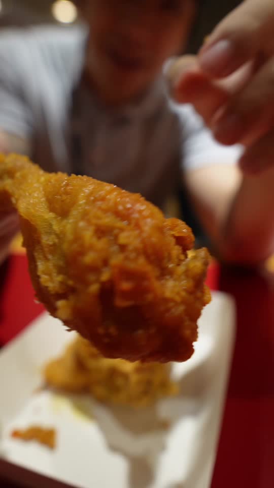 TikTok video still, Jollibee review