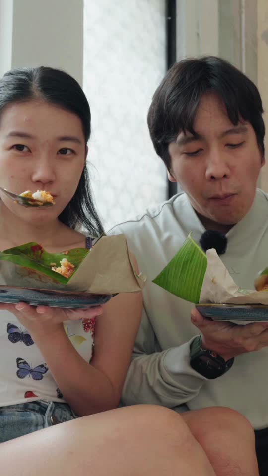 TikTok video still, Bijou Cafe review