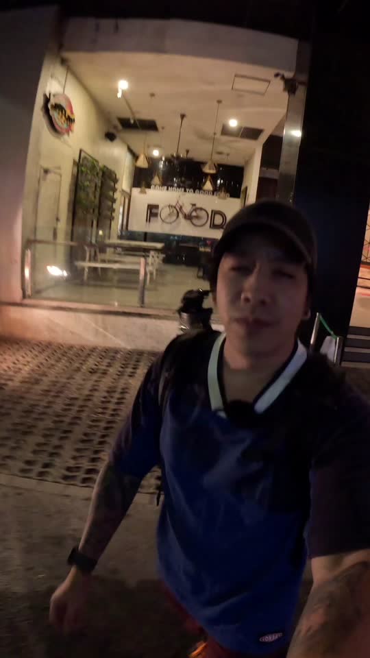 TikTok video still, Lee review