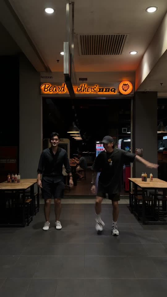 TikTok video still, Beard Brothers BBQ review
