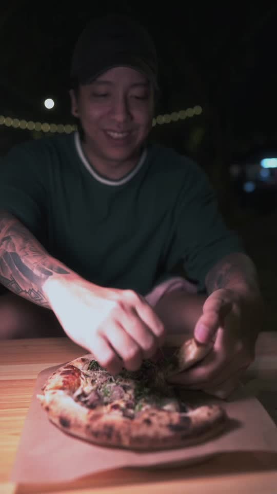 TikTok video still, Roadside Pizza review