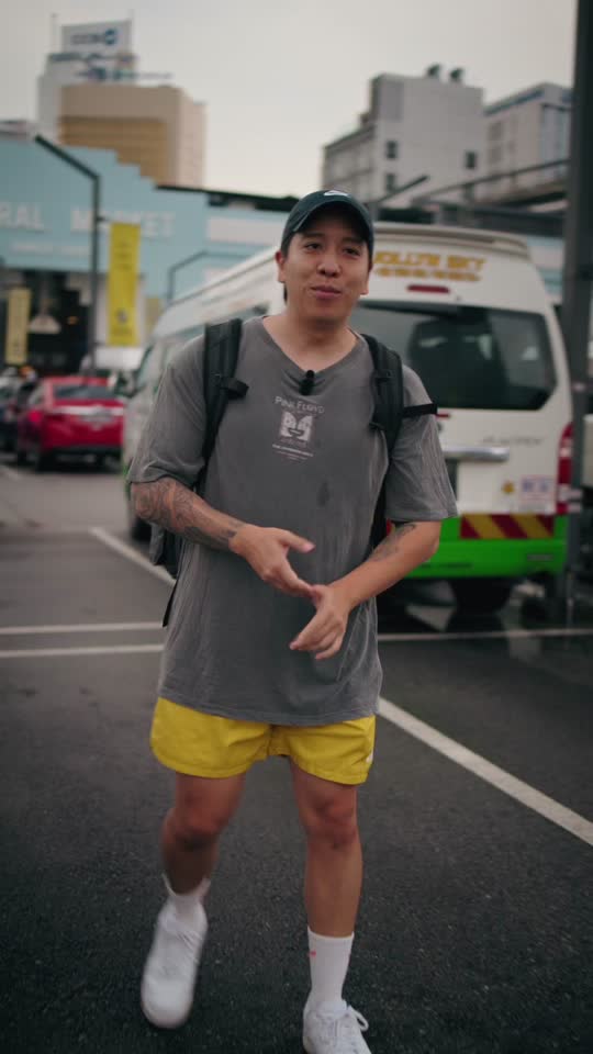 TikTok video still, Unnamed mooncake spot review