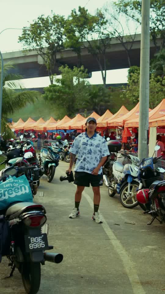 TikTok video still, Maju Bazaar Ramadhan review