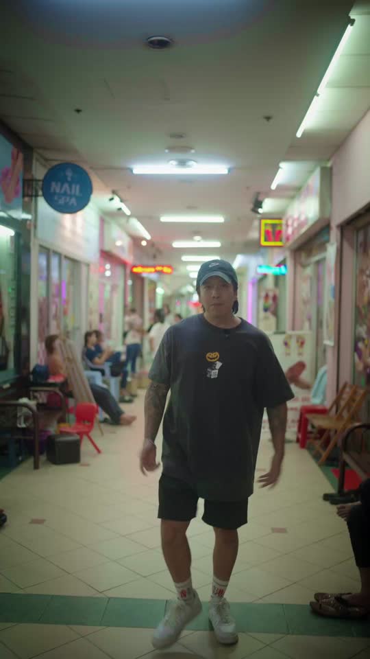 TikTok video still, Zamanku review