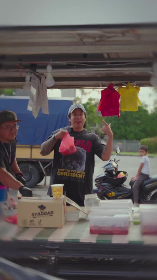 TikTok video still, Nasi Lemak Pak Din review