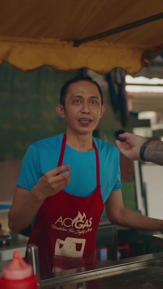 TikTok video still, Burger Cili Padi review