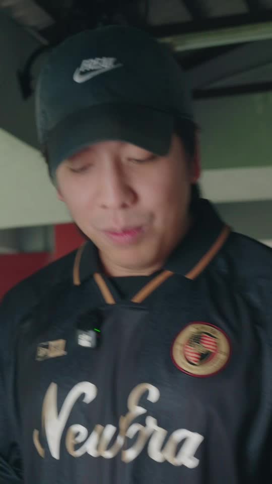 TikTok video still, Ayam Gepuk Kriuk Setiawangsa review