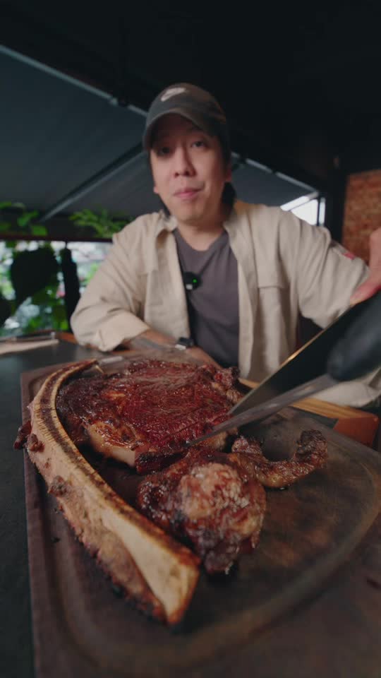 TikTok video still, KBB Steak review