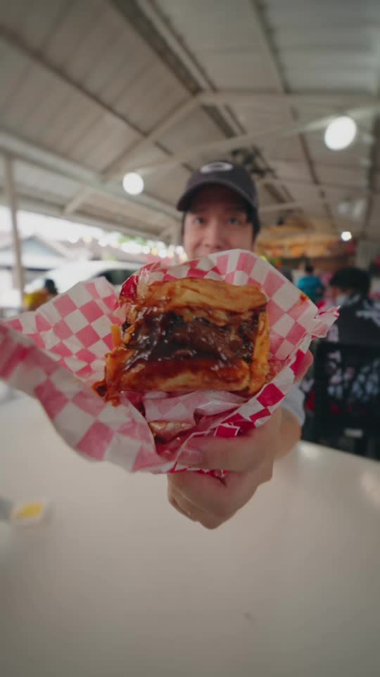 TikTok video still, 54200 Breakfast review