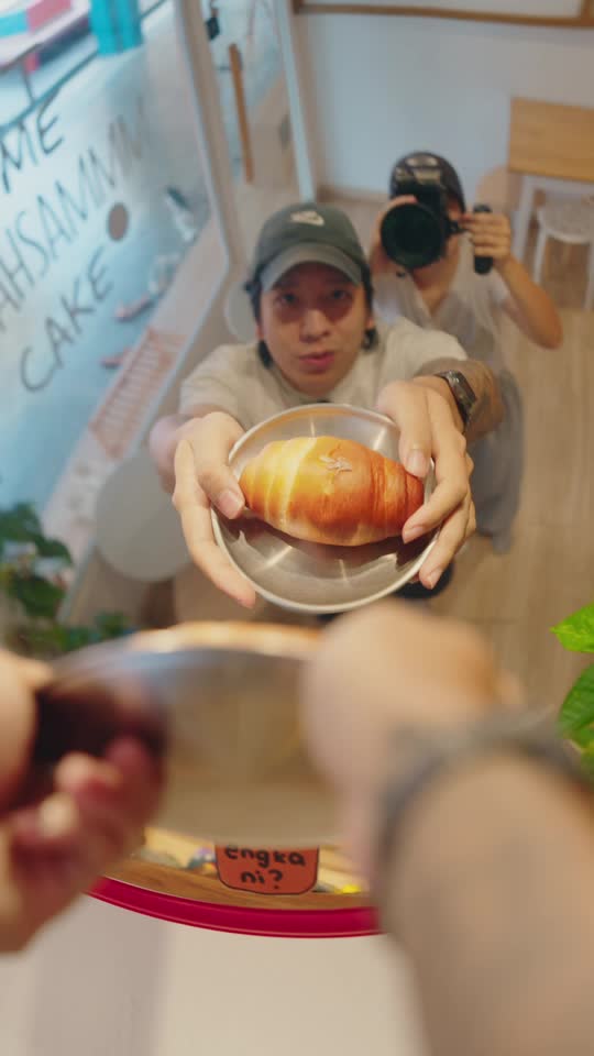 TikTok video still, Aishah Sam Bakery Studio review