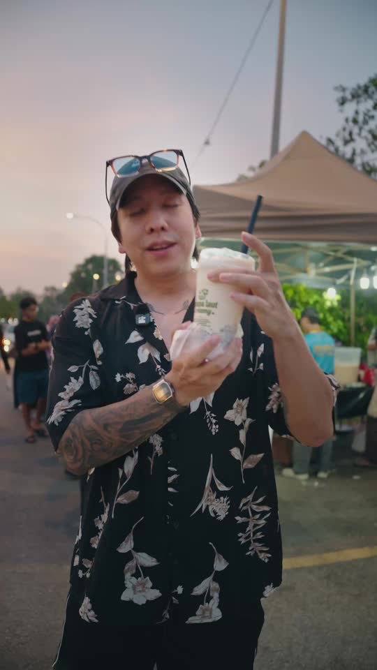 TikTok video still, Kelapa Laut Creamy review